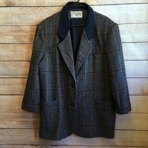 VINTAGE INTERNATIONAL‎ SCENE WOOL BLAZER IN NAVY BLUE PLAID